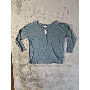 Maurices Long‎ Sleeve Shirt Woman's Size Large 24/7 Green